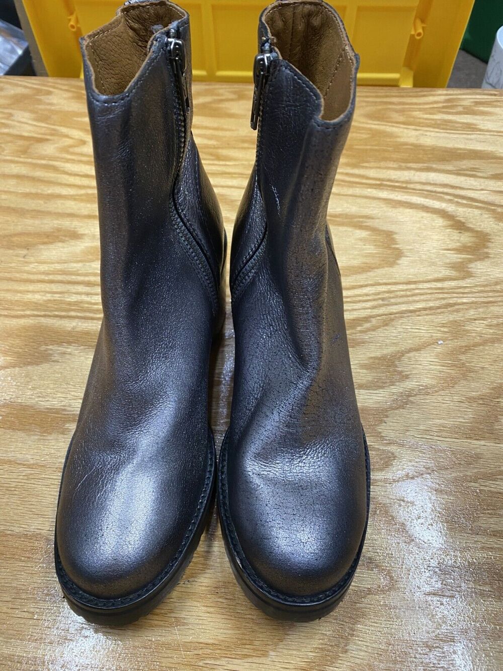 FRYE Karen Inside Ankle Boots Women's 7 B Gray Leather Side Zipper Round Toe S67